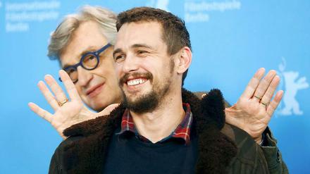Wim Wenders und James Franco vor der Pressekonferenz zu dem Film "Every Thing will be fine".