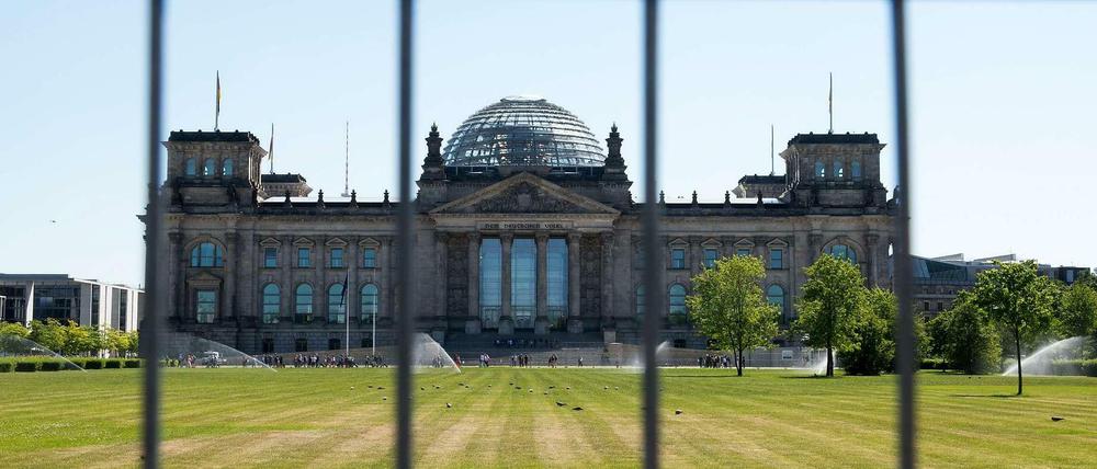 Die Hacker-Attacke auf das Computer-Netzwerk des Bundestags war nach Einschätzung der Grünen ein «hochkarätiger Angriff von geheimdienstlicher Qualität». 