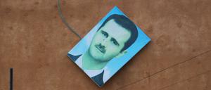 Absturz eines Herrschers? Noch hält sich Assad an der Macht. Doch seine Gegner scheinen auf dem Vormarsch zu sein.