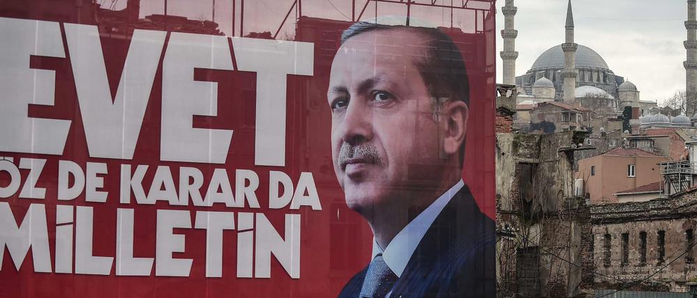 Nicht nur in Istanbul wirbt Recep Tayyip Erdogan für ein "Ja" beim Verfassungsreferendum. 