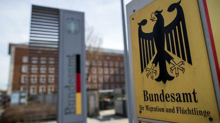Die Bremer Staatsanwaltschaft ermittelt gegen den Asylbetrug in der Bamf-Außenstelle Bremen.