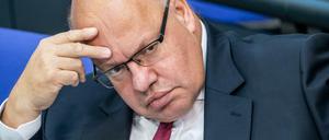 Sieht sich großer Kritik ausgesetzt: Wirtschaftsminister Peter Altmaier (CDU).