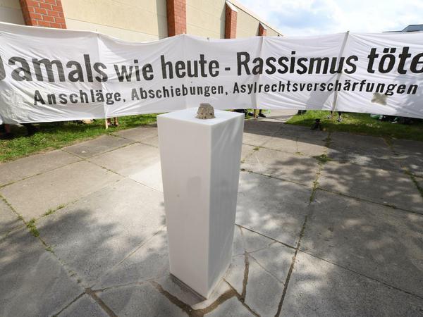 Ende August wurde in Rostock an die rassistischen Ausschreitungen vor 25 Jahren im Stadtteil Lichtenhagen erinnert. 