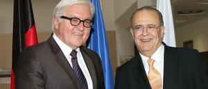 Außenminister Frank-Walter Steinmeier beim Besuch in Zypern mit seinem Amtskollegen Ioannis Kasoulides am Dienstag in Nikosia.