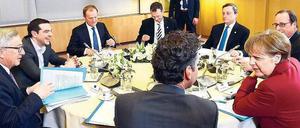 Showdown in Brüssel. Die „kleine Runde“ beim EU-Gipfel mit Alexis Tsipras und Angela Merkel. 
