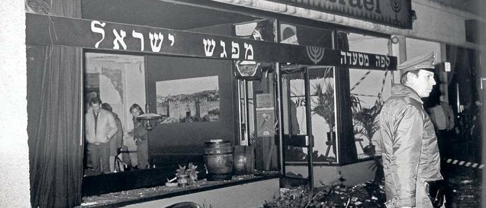 1982 war ein jüdisches Lokal in der Nachodstraße in Berlin-Wilmersdorf Ziel eines Bombenanschlags.