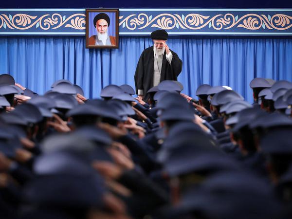 Den Iran und dessen obersten Führer, Ali Chamenei, sehen viele in der Region als Bedrohung.