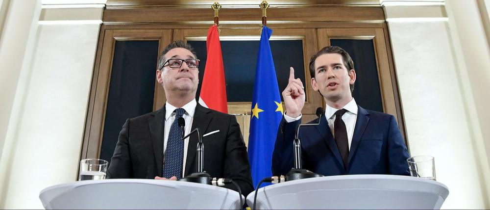 Bald ein Team beim Regieren: FPÖ-Chef Heinz-Christian Strache (l.) und sein Kollege von der ÖVP Sebastian Kurz.