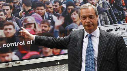 Nigel Farage und sein umstrittenes Plakat.