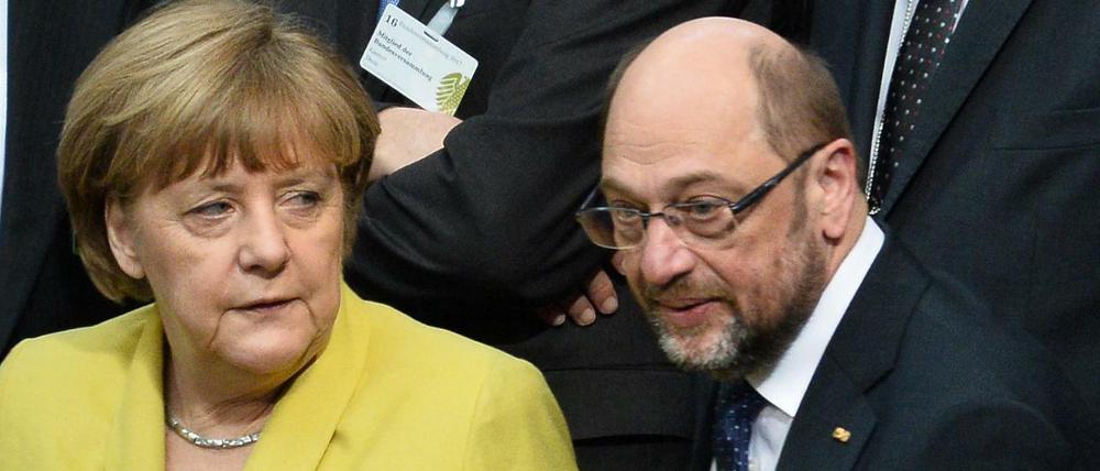 Kanzlerin Angela Merkel (CDU) und SPD-Kandidat Martin Schulz bei der Bundespräsidentenwahl.