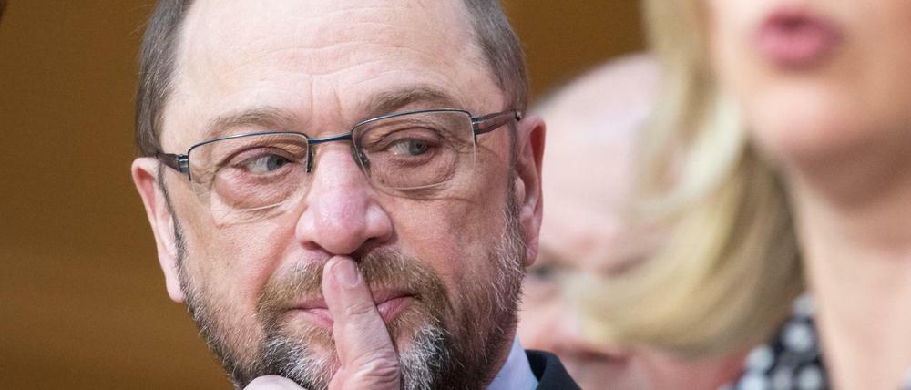 Stoff zum Nachdenken: Martin Schulz will nach der Saar-Wahl keine Kurskorrektur, wie sie manche in der SPD fordern.
