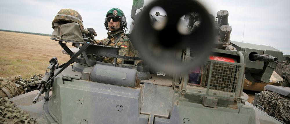 Auch dieses System will die Union in die Ukraine schicken: den Schützenpanzer Marder, hier bei einem Manöver in Polen.