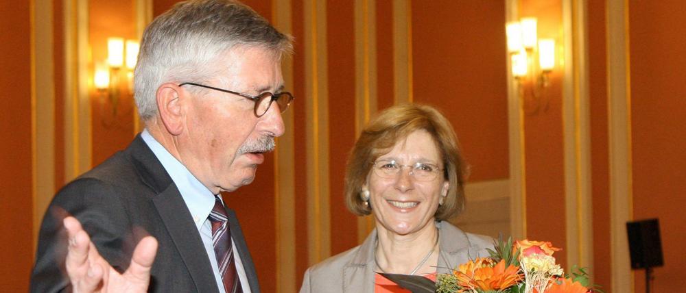 Glücklichere Tage: Herr und Frau Sarrazin 2009 beim ehrenvollen Abschied des damaligen Finanzsenators, der als Vorstand in die Bundesbank wechselte. 