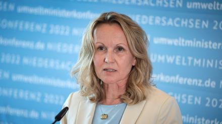 Steffi Lemke (Bündnis 90/Die Grünen), Bundesumweltministerin, gibt eine Pressekonferenz.