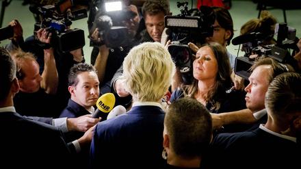 Geert Wilders gewinnt Stimmen hinzu, bleibt aber hinter den eigenen Erwartungen zurück.