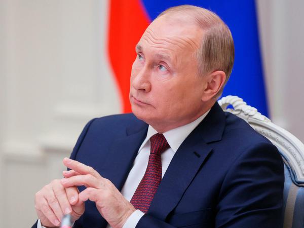 Wladimir Putin, Präsident von Russland, wähnt sein Land bedroht.