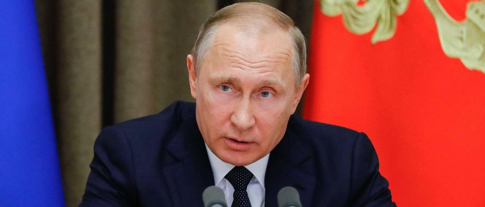 Russlands Präsident Wladimir Putin will die Notizen, die US-Präsident Trump an Russlands Außenminister Lawrow übergab, öffentlich machen. 