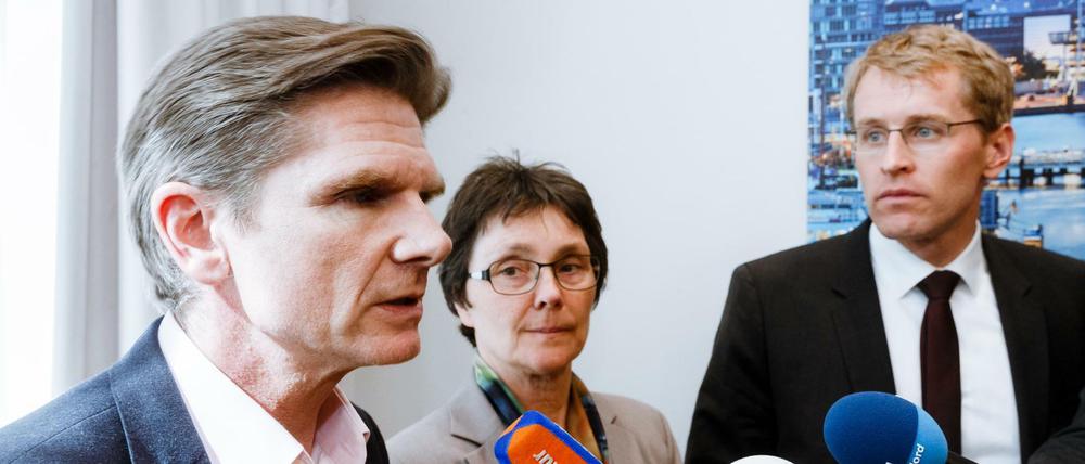Die Grüne Monika Heinold zusammen mit den Landesvorsitzenden Heiner Garg (FDP, links) und Daniel Günther (CDU). 
