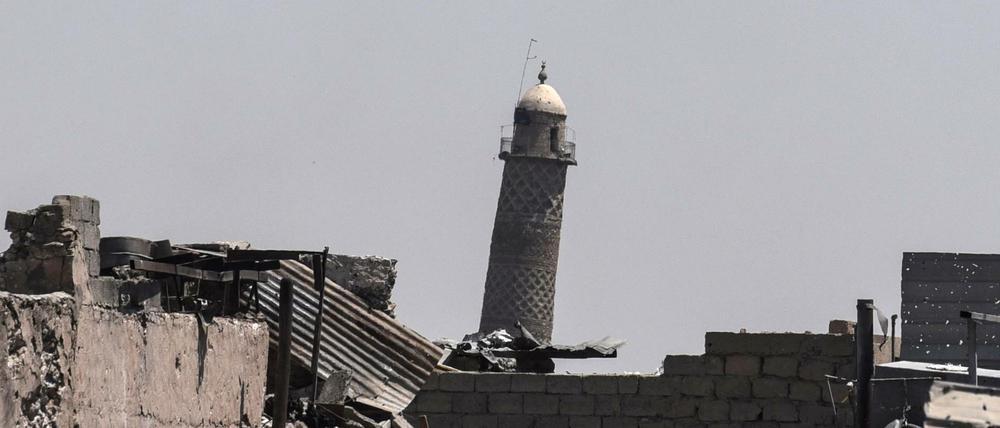 Das Minarett der Nuri-Moschee soll nach Angaben der irakischen Armee gesprengt worden seien. 