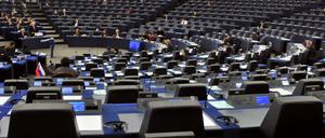 Das Europaparlament hat weniger zu tun. 2015 wurde im Plenum über 55 EU-Gesetze abgestimmt. 2010 waren es noch 64 Gesetze.