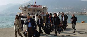 Türkische Verbindungsleute treffen am Montag auf der griechischen Insel Lesbos ein.