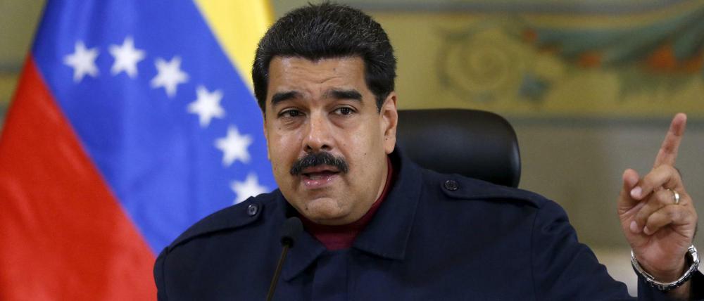 "Wir werden lange Wochenenden haben", sagte der venezolanische Präsident Nicolás Maduro.