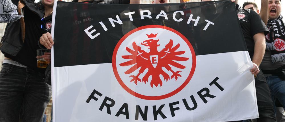 Eintracht-Frankfurt-Fans. 