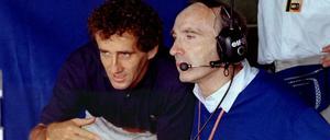 Frank Williams (hier im Gespräch mit Alain Prost) holte als Teamchef insgesamt sieben Fahrerweltmeisterschaften und neun Konstrukteurstitel.