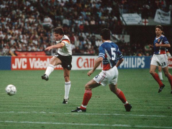 Lothar Matthäus beim Spiel gegen Jugoslawien in Mailand.
