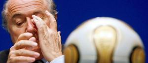 Joseph Blatter hat seinen Rücktritt als Fifa-Chef angekündigt.