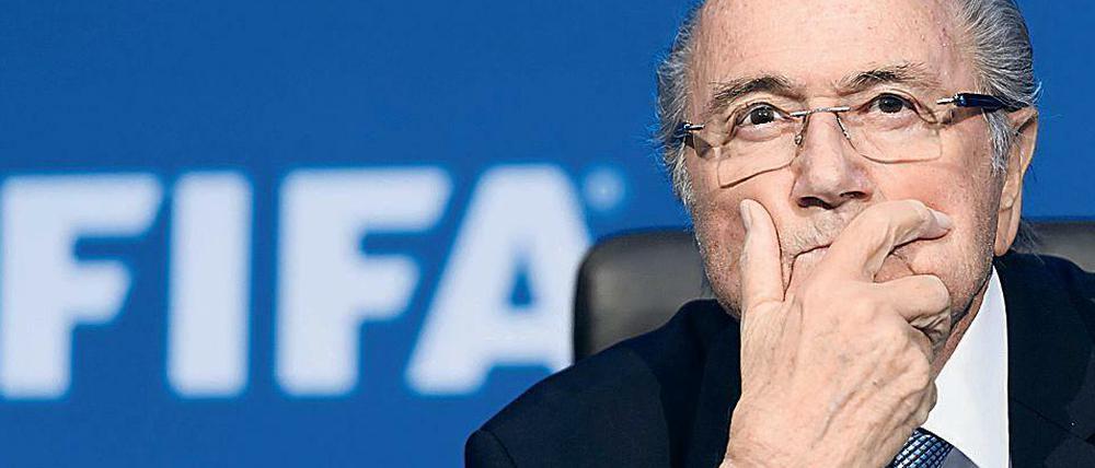 Der ehemalige FIFA-Präsident Sepp Blatter wird für den Gesamtverlust einer halben Milliarde Schweizer Franken verantwortlich gemacht.