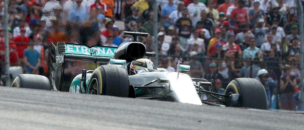Nach zuletzt fünf sieglosen Rennen landete Lewis Hamilton am Sonntagabend beim Großen Preis der USA mal wieder auf Rang eins.