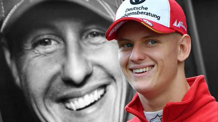 In die Fußstapfen. Mick Schumacher soll Anfang April seine ersten Runden im Formel-1-Ferrari drehen.