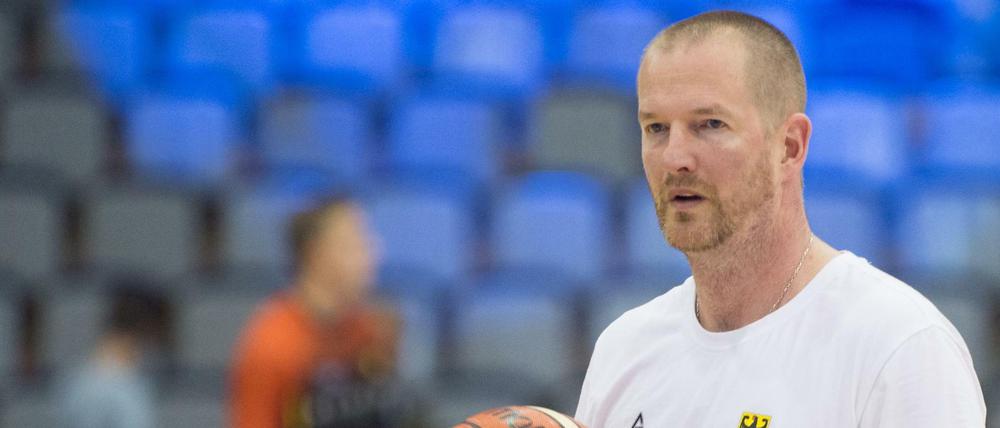 Henrik Rödl, 48, ist seit Montag neuer Bundestrainer der Basketball-Nationalmannschaft. Rödl wurde mit Alba Berlin sieben Mal Deutscher Meister. 