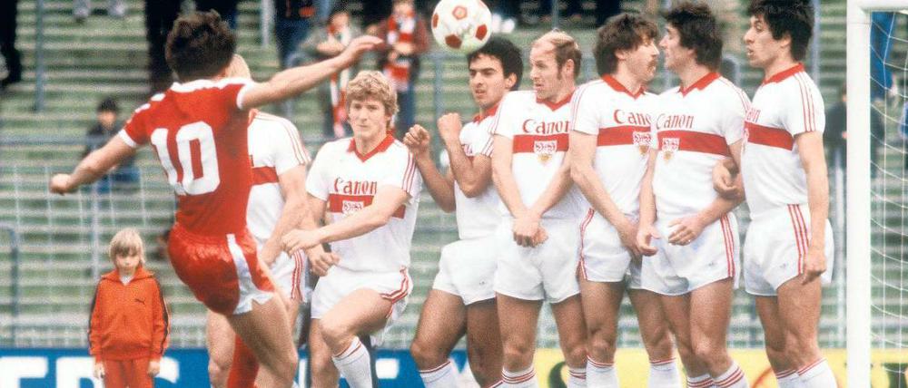 Hält die Mauer? Der VfB Stuttgart der späten siebziger und frühen achtziger Jahre steht unter Verdacht.