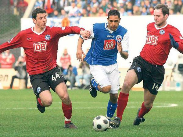 Schön war die Zeit. Die Duelle zwischen Rostock und Hertha  waren immer umkämpft. 2008 kam es zum letzten Aufeinandertreffen der Beiden in der Bundesliga.