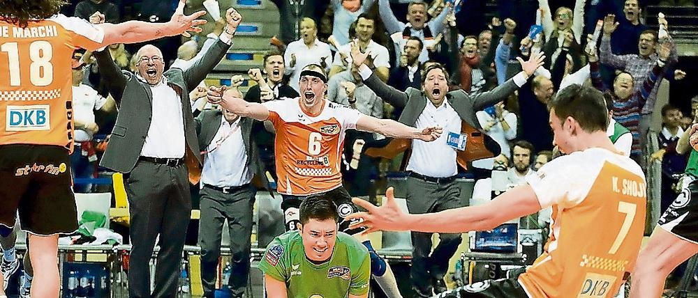 Glücksgefühle. Emotionale Bilder wie dieses von den BR Volleys aus der Saison 2014/15 will der Volleyball in Deutschland künftig häufiger zeigen. 