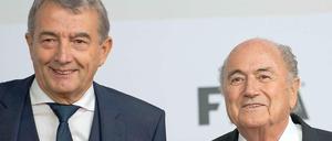 DFB-Präsident Niersbach (l.) mit Fifa-Chef Joseph Blatter.