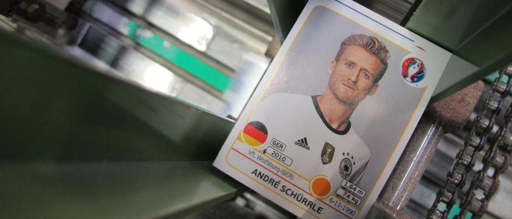 In der Bundesliga konnte André Schürrle zuletzt nur selten überzeugen, für Panini ist er für die EM aber gesetzt.