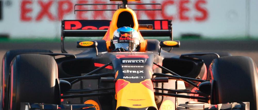 Red-Bull-Fahrer Daniel Ricciardo siegte in Baku.