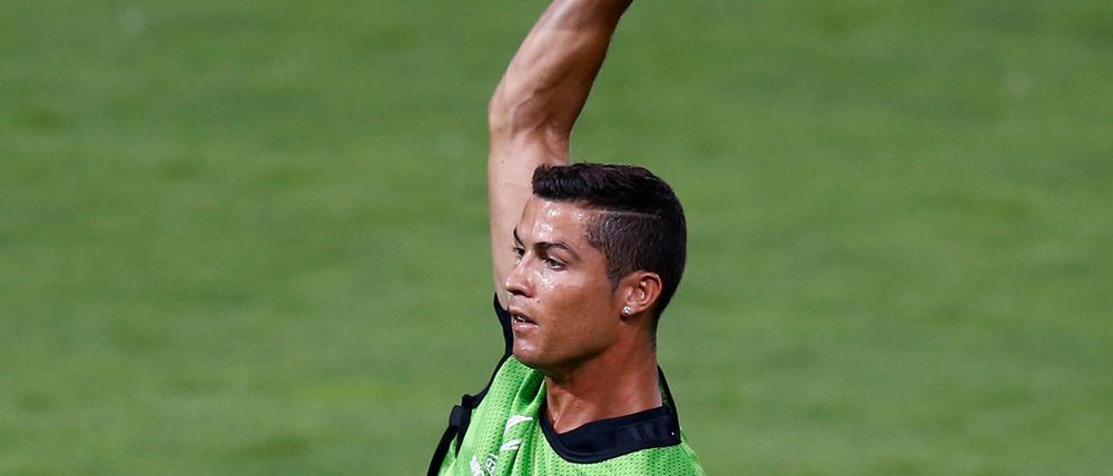 Cristiano Ronaldo ist zum dritten Mal Europas Fußball des Jahres.