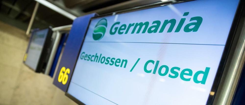 Check-In-Schalter der Fluggesellschaft Germania am Albrecht Dürer Airport in Nürnberg