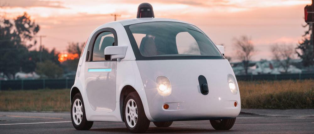 Der Internetkonzern Google testet bereits seit mehreren Monaten seine computergesteuerten Fahrzeuge auf amerikanischen Straßen.