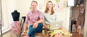 Stricken und Nähen. Die Berliner Start-up-Gründerin Amber Riedl ist mit ihrem Geschäftspartner Axel Heinz trotz vieler Hürden sehr erfolgreich.