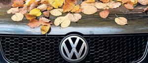 Greenpeace verklagt Volkswagen auf einen Verbrenner-Ausstieg bis 2030.