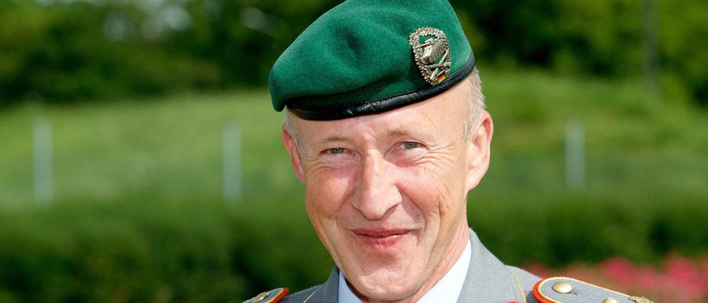 Der Generalmajor des Heeres der Bundeswehr und Kommandeur des Ausbildungskommandos Heer, Walter Spindler, muss seinen Posten räumen.
