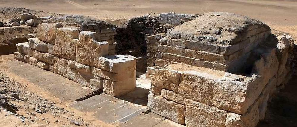 Ein undatiertes Foto zeigt das Grab einer bisher unbekannten Königin im unterägyptischen Abu Sir.
