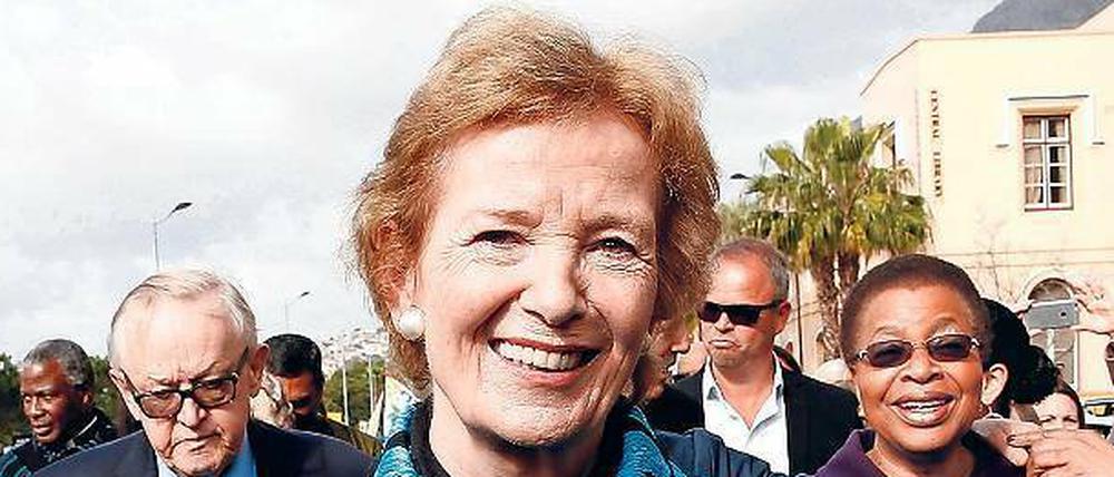 Mary Robinson gehört der Jury des Preises an. Sie ist ehemalige Präsidentin Irlands und ehemalige UN–Hochkommissarin für Menschenrechte. 