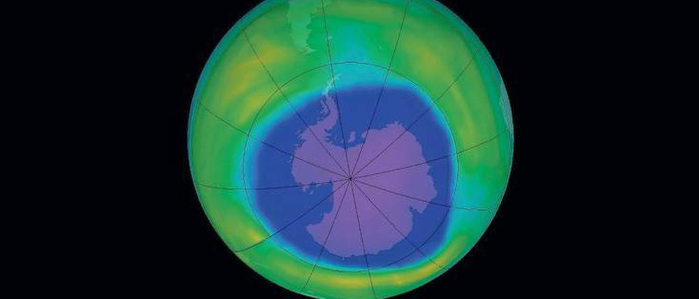 Dünne Luft. Die Stratosphäre über der Antarktis hat noch immer zu wenig Ozon (gemessen in Dobson-Einheiten).