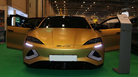 Ein Fahrzeug vom Typ „Seal Excellence“des chinesischen Herstellers BYD war auf der Essen Motor Show 2023 zu sehen